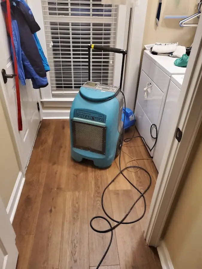 Commercial dehumidifier deployed for Flood Damage Cleanup in Lake Dallas